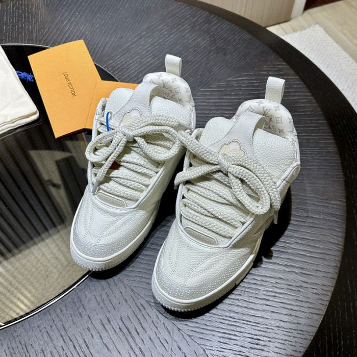 LOU1VTON SNEAKER