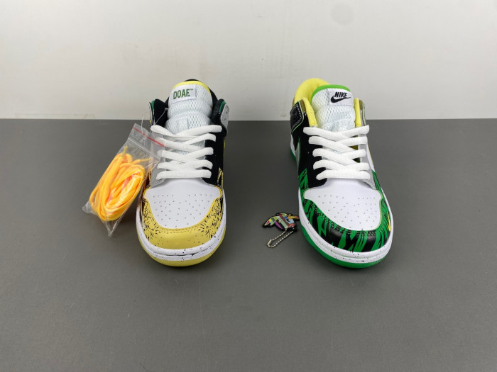 Nike Dunk Low What the Duck Away University of Oregon PE