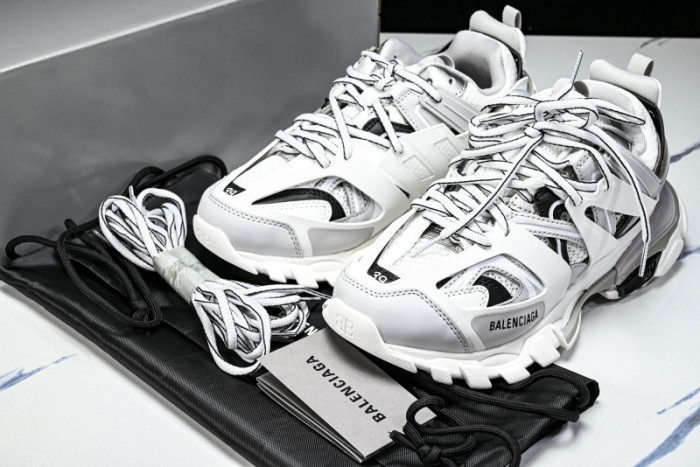 belanciaga track W3AD39812