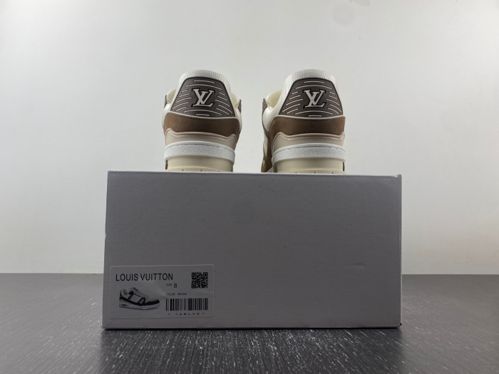 LOU1VTON trainer (EU47)