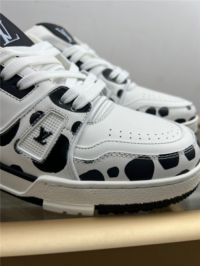 LOU1VTON trainer